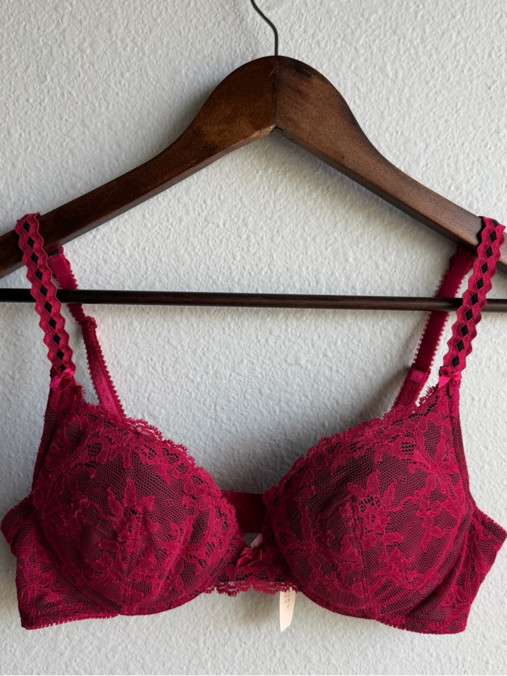 Victoria’s Secret 36 A Red/Burgundy Lace Padded Underwire Bra Intimates Sleep G